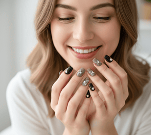 Febble - Wing Butterfly Noir Nails